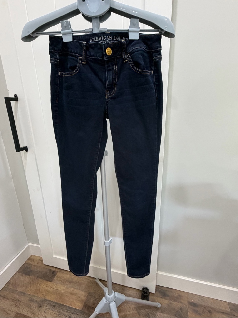 American Eagle Outfitters Navy Skinny Jeans Jeggings Size 2